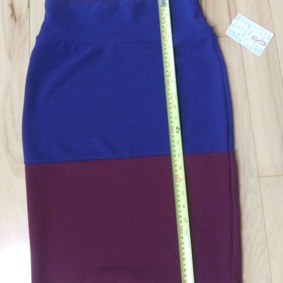 LuLARoe Cassie skirt size S color block Comfy/easy - Picture 3 of 10